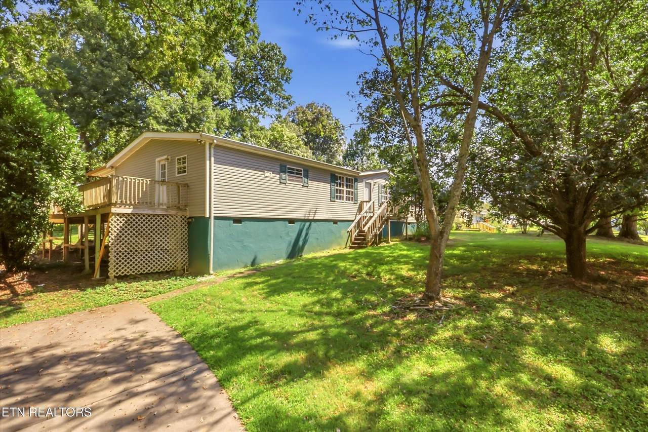 1148 Ridgeview Rd - Photo 1