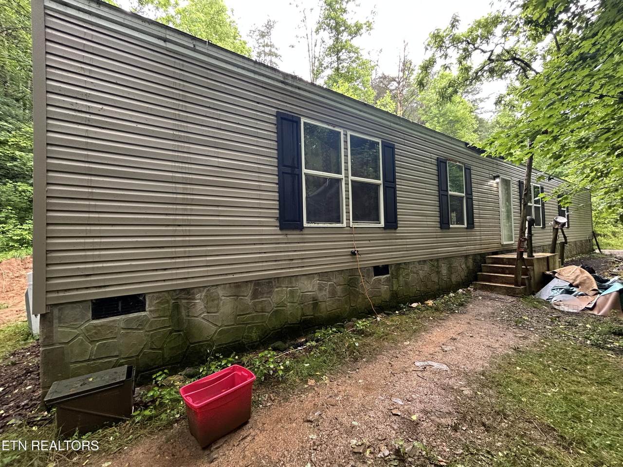 524 Barger Hollow Rd - Photo 1