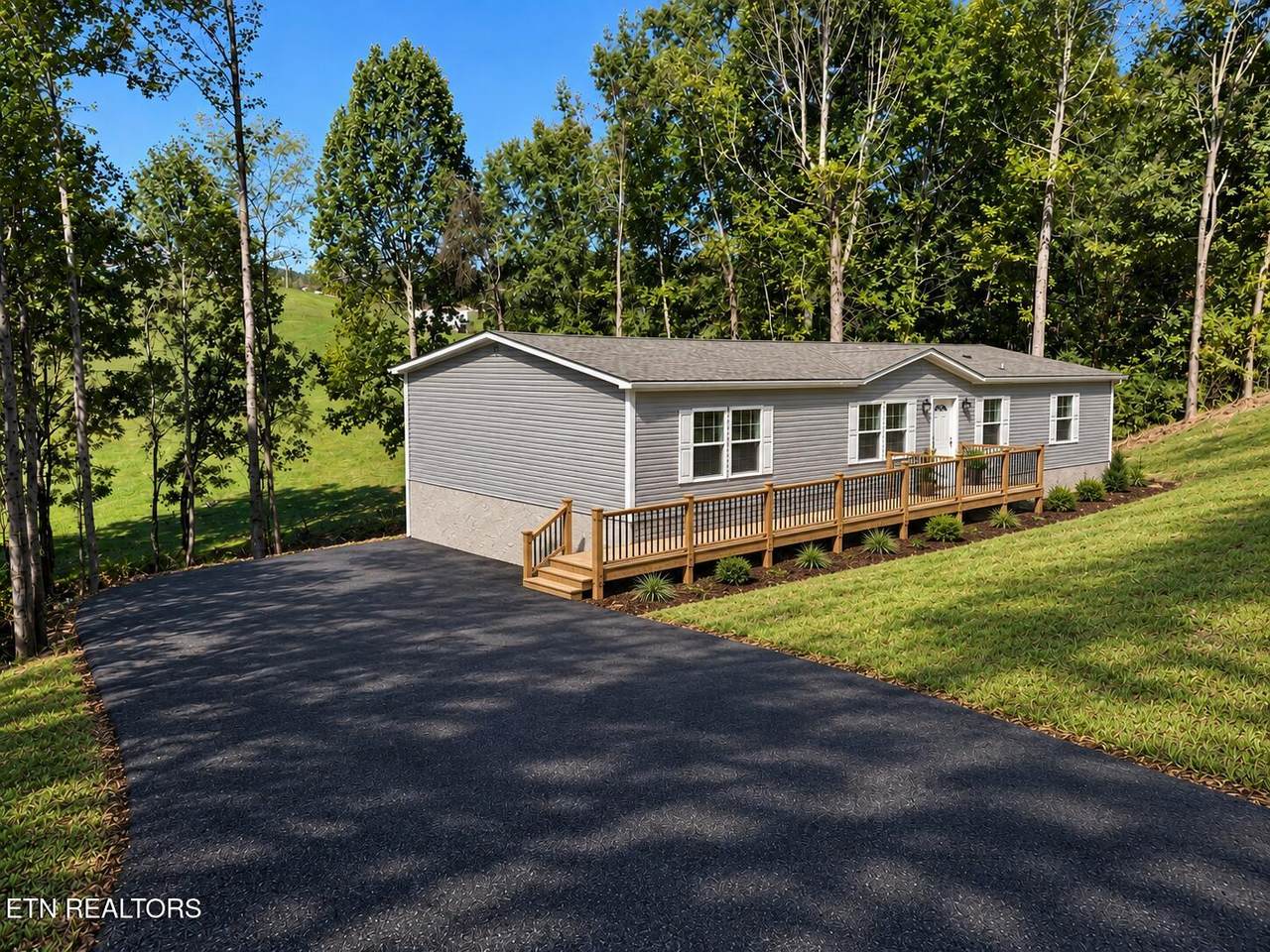 128 Whitaker Lane - Photo 1