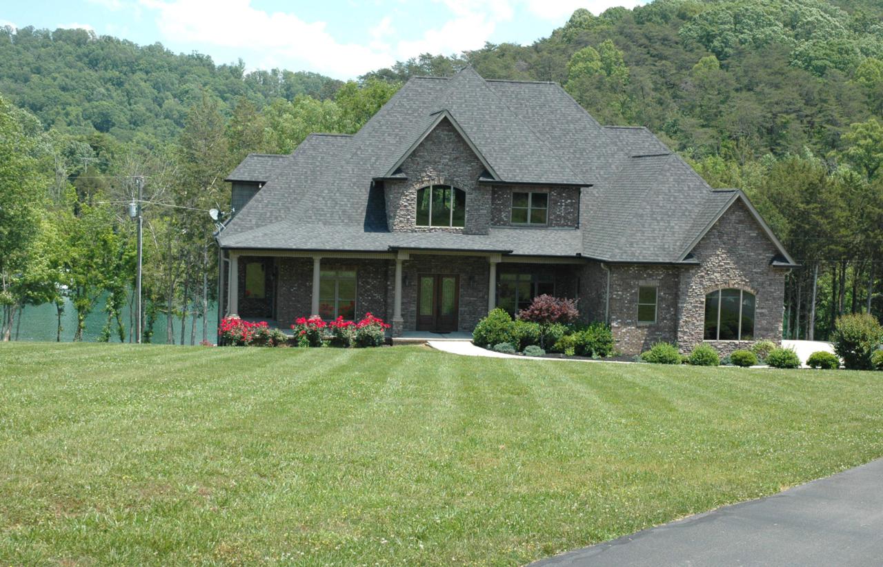 144 Chestnut Drive - Photo 1