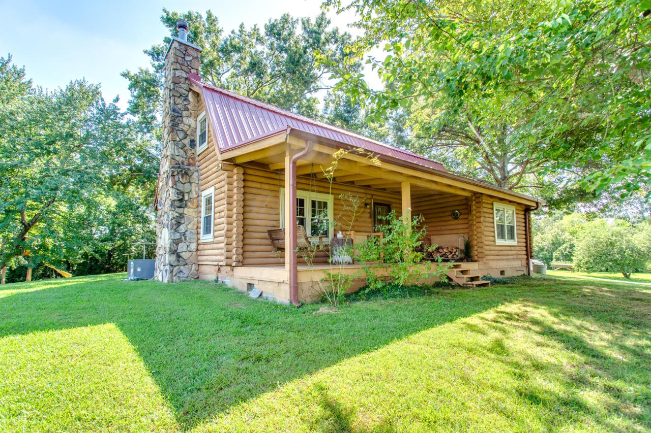854 Jennings Rd - Photo 1