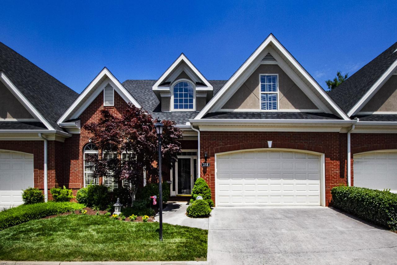 233 Fordham Way - Photo 1