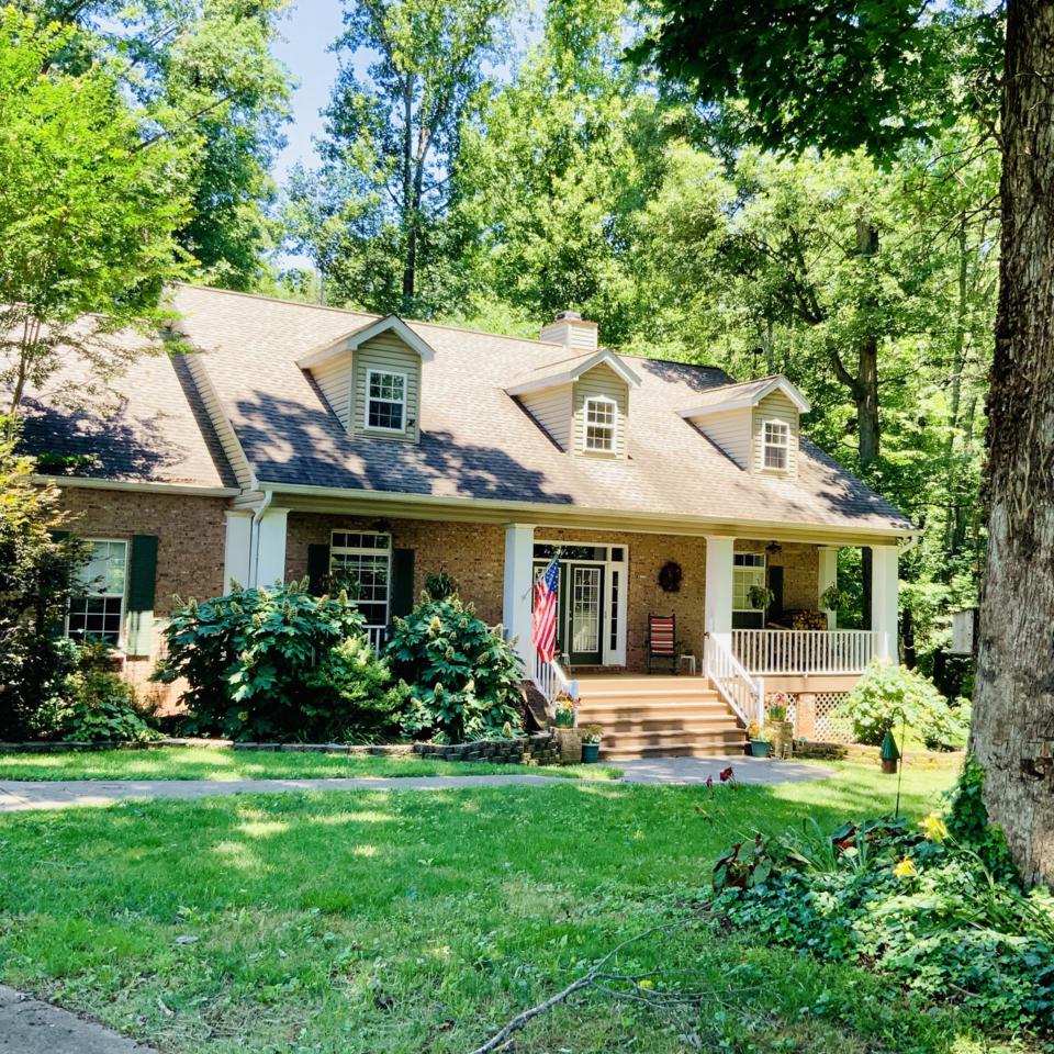 410 Mountain View Rd - Photo 1