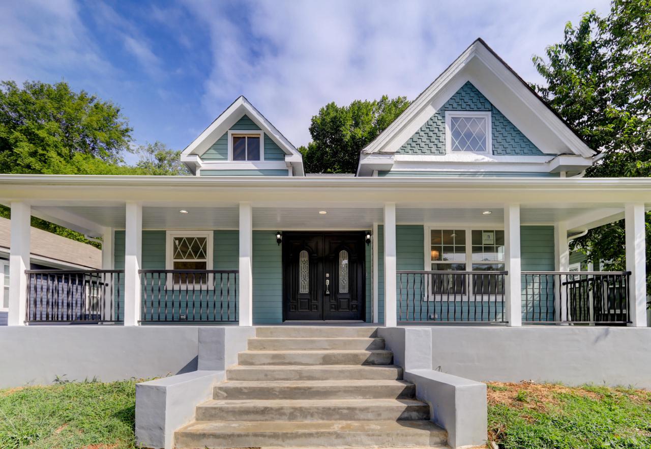 1005 Sevier Ave - Photo 1