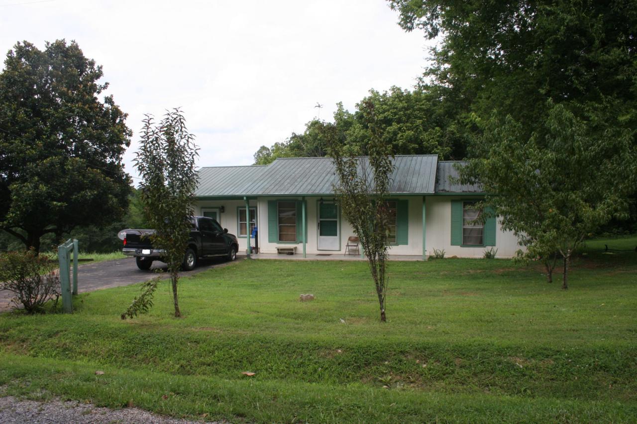 321 Hendrix Loop - Photo 1