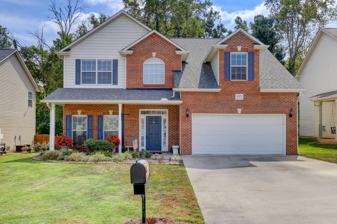 1620 Spring Oak Lane - Photo 1