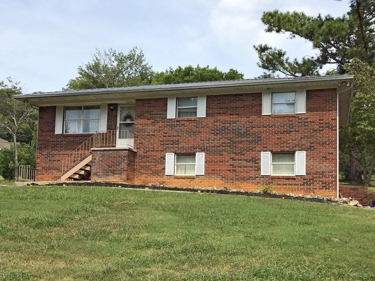 370 Main St - Photo 1