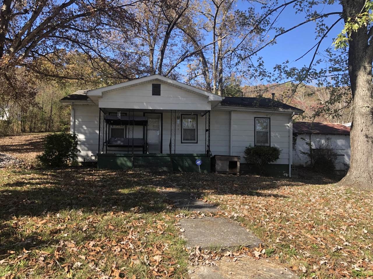 1301 Back Valley Rd - Photo 1