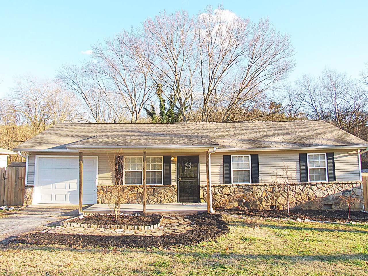3700 Vienna Drive - Photo 1