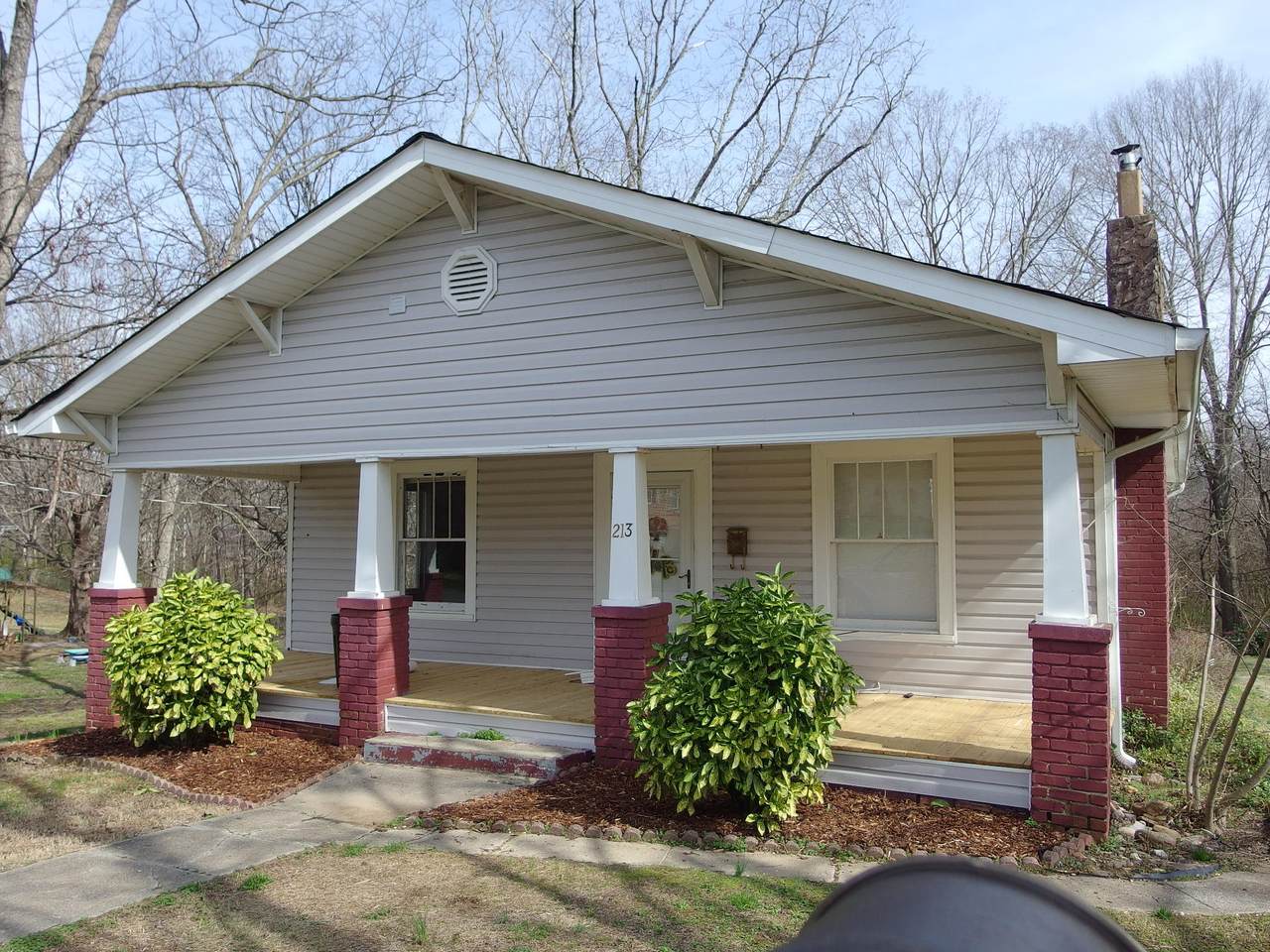 213 Wilkins Ave - Photo 1