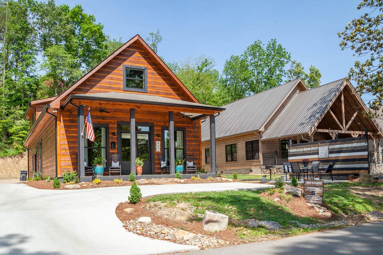 422 Mcmahan Rd - Photo 1