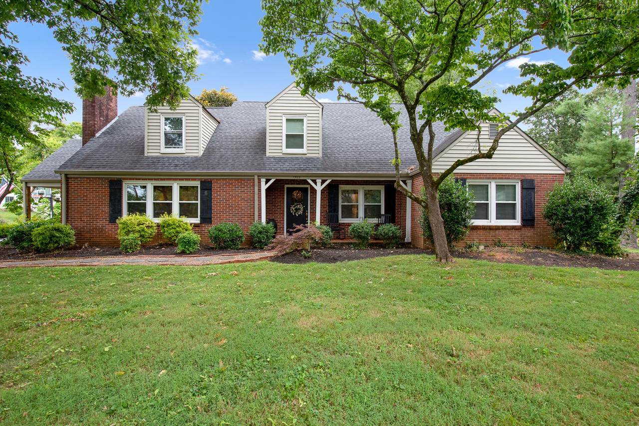 1502 Court St - Photo 1