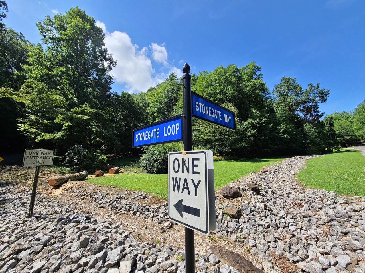 Stonegate Way - Photo 1