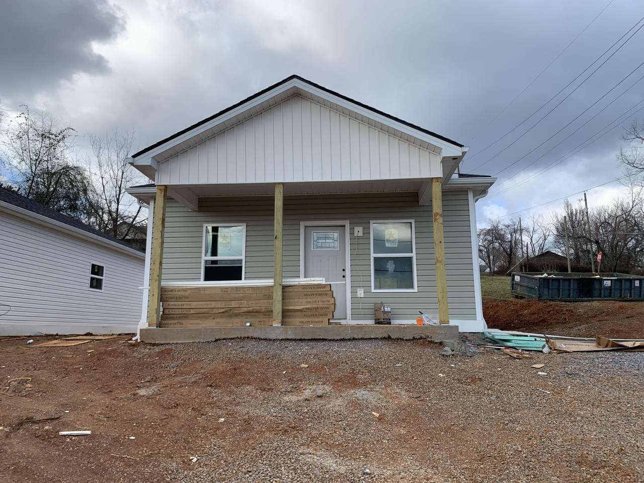 804 Oak Hill Ave - Photo 1