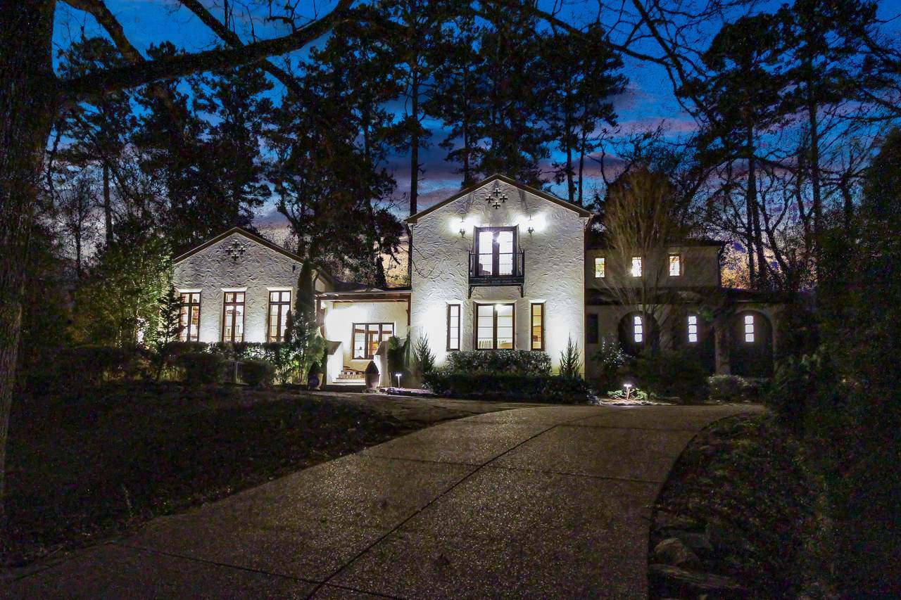 622 Kenesaw Ave - Photo 1