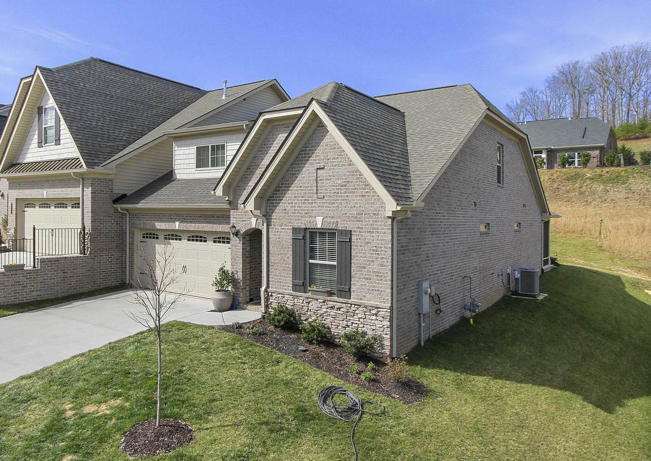 415 Sunny Springs Lane - Photo 1