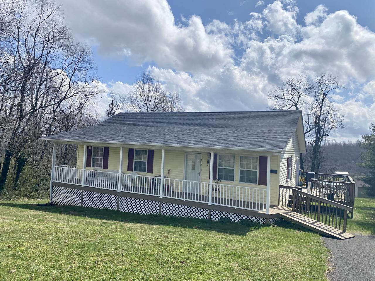 712 Appalachian Court - Photo 1