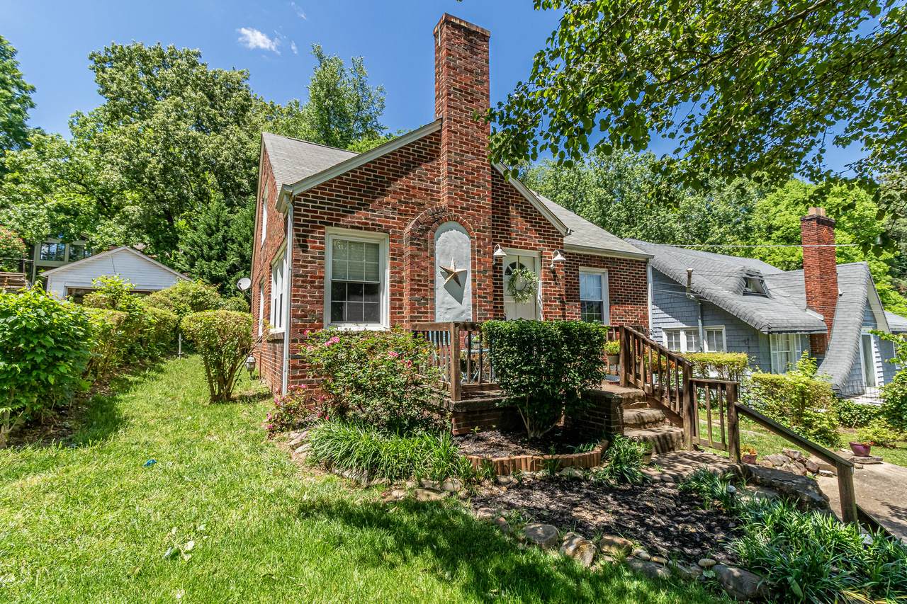 114 Forrest Avenue - Photo 1
