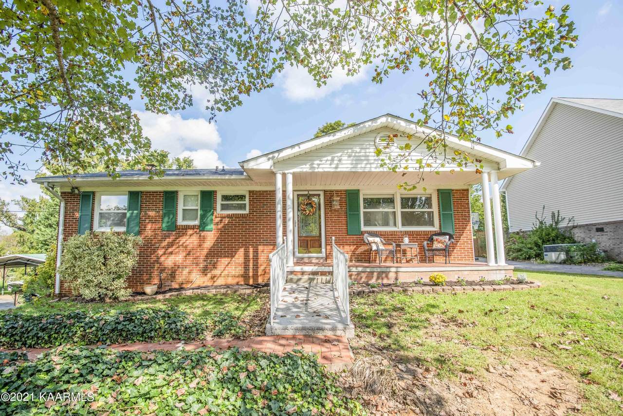 10824 Thornton Drive - Photo 1