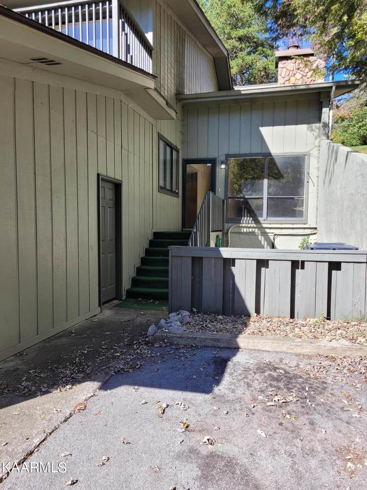 1900 Ridgecrest Drive - Photo 1