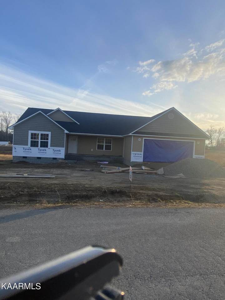 645 Colby Circle - Photo 1