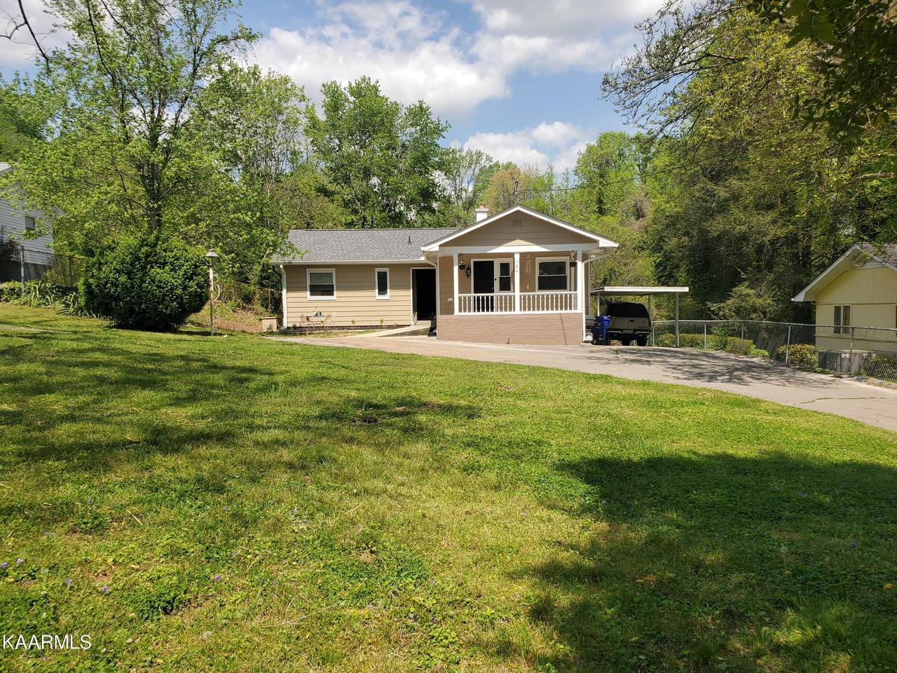 124 Outer Drive - Photo 1