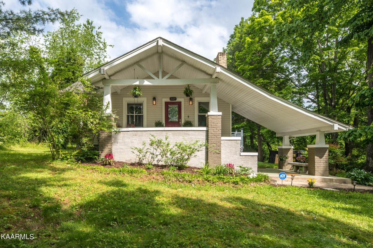 2619 Bernhurst Drive - Photo 1