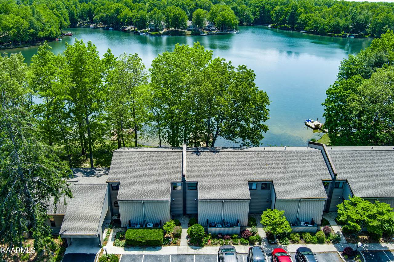 6 Lakeshore Court - Photo 1