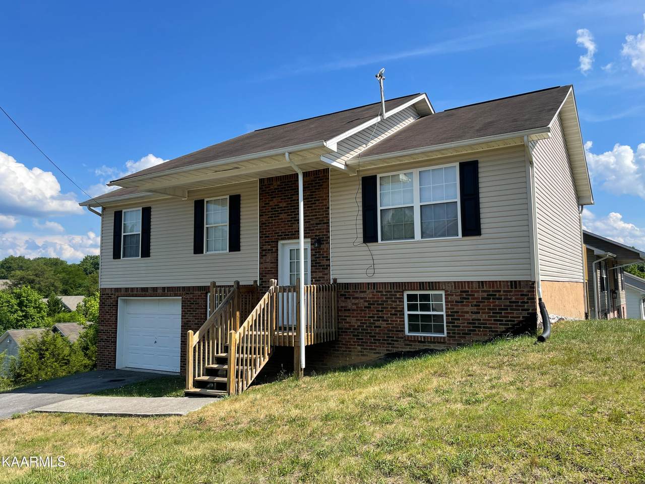 2304 Pond Court - Photo 1