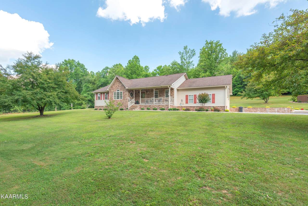 325 Clifty Creek Rd - Photo 1
