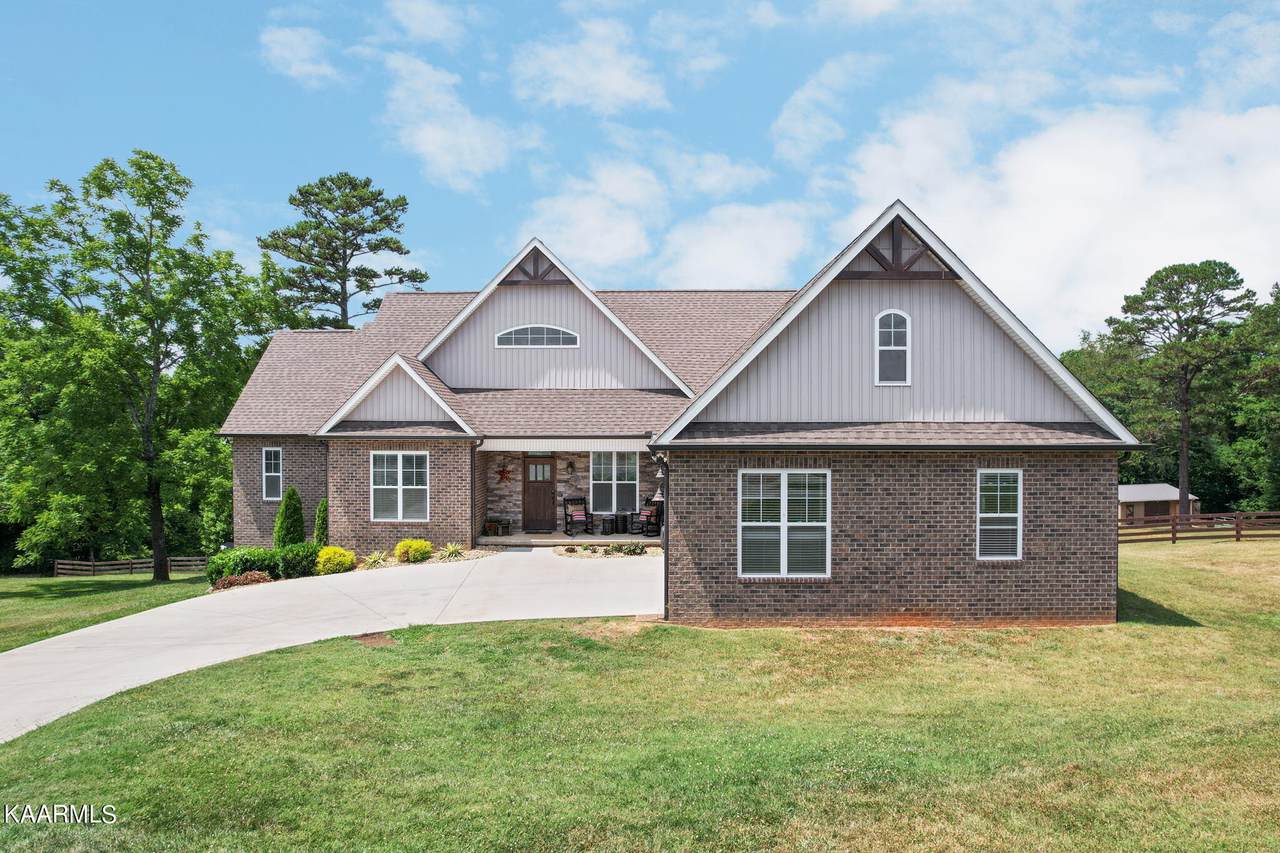 132 Hayden Court - Photo 1