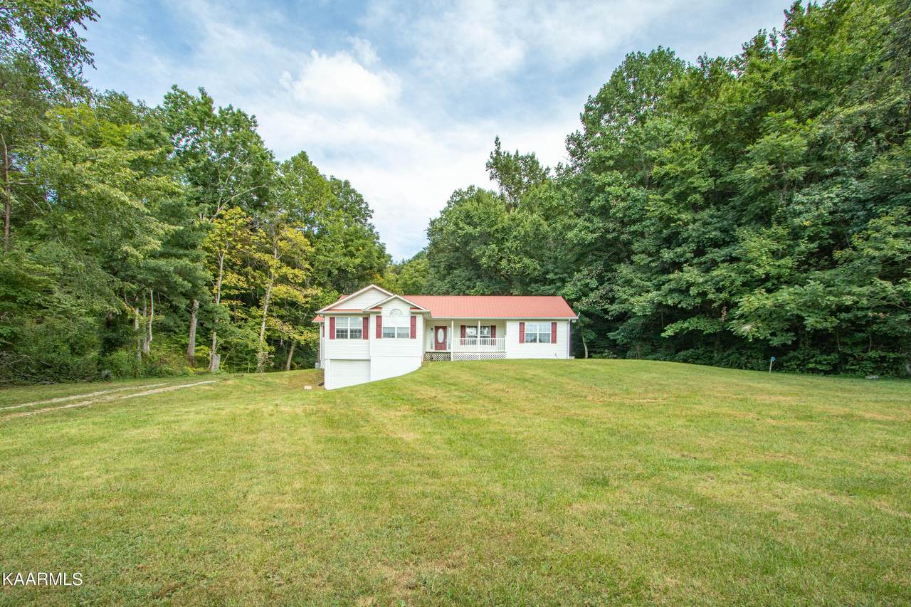 6235 Wolf Creek Rd - Photo 1
