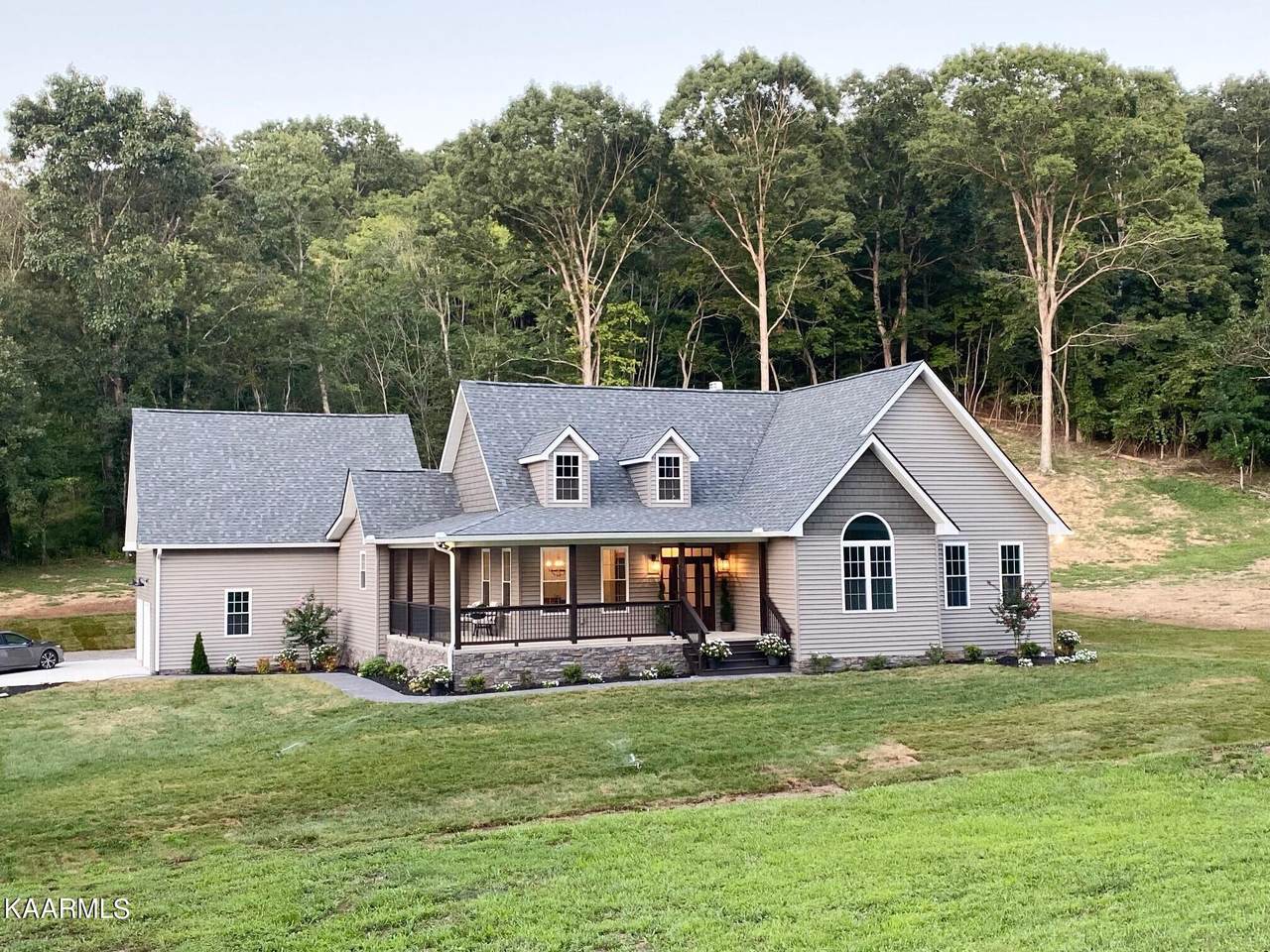 1019 New Hope Rd - Photo 1