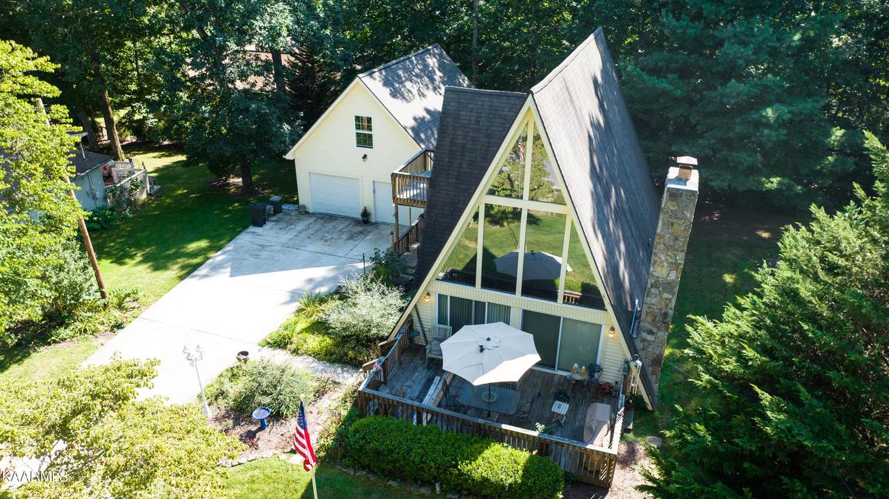 144 Dovenshire Drive - Photo 1
