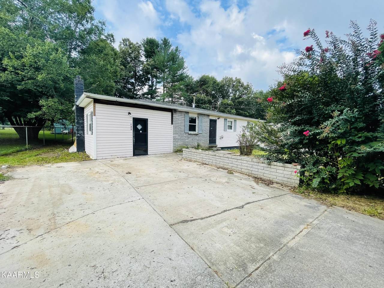 145 Lee Drive - Photo 1