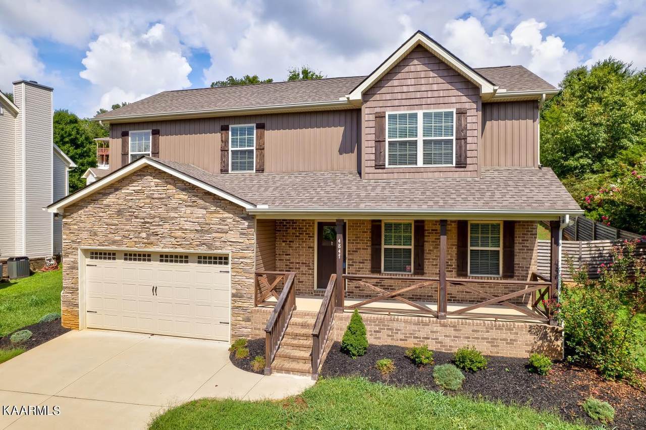 4847 Shannon Run Drive - Photo 1