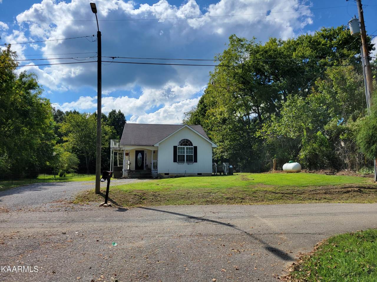 1406 Johnson St - Photo 1