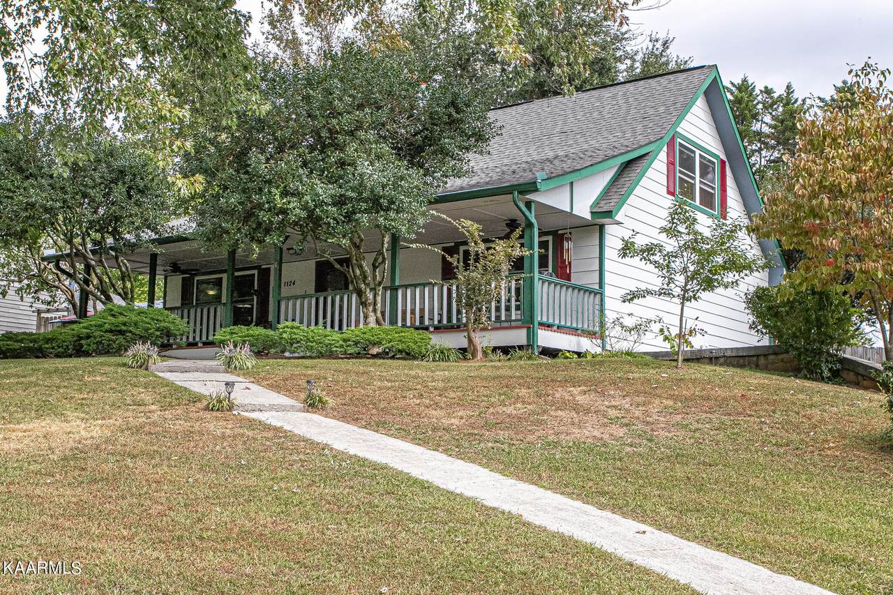 1124 Terra Rosa Drive - Photo 1