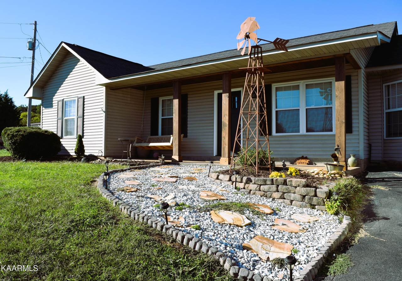 677 Ross Drive - Photo 1