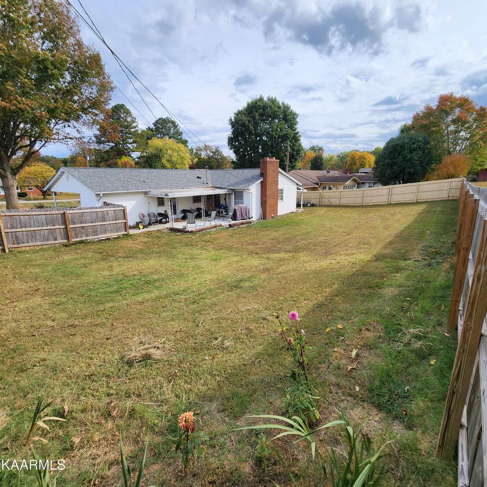 6940 Clowers Drive - Photo 1