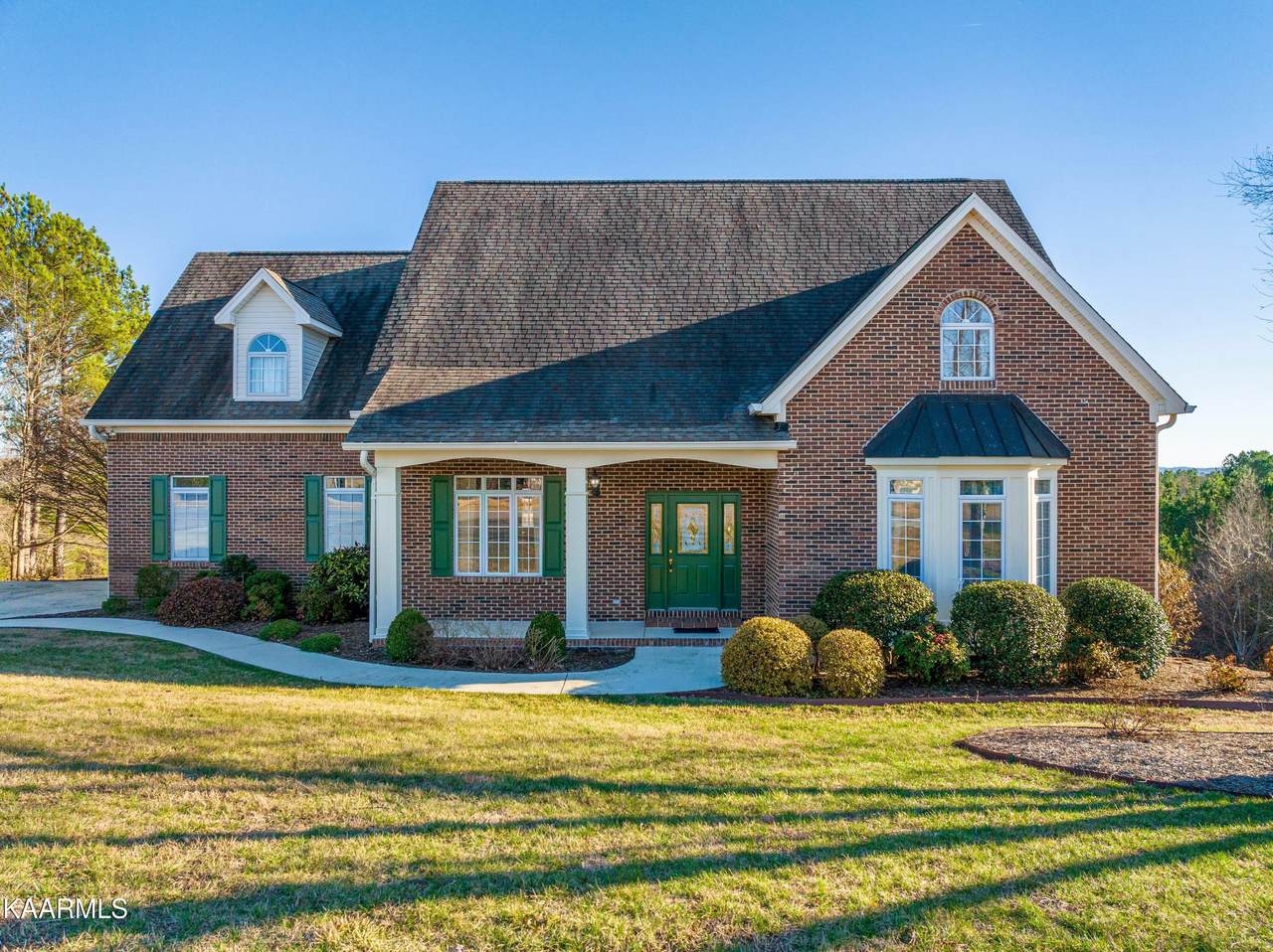 292 Windcrest Place - Photo 1