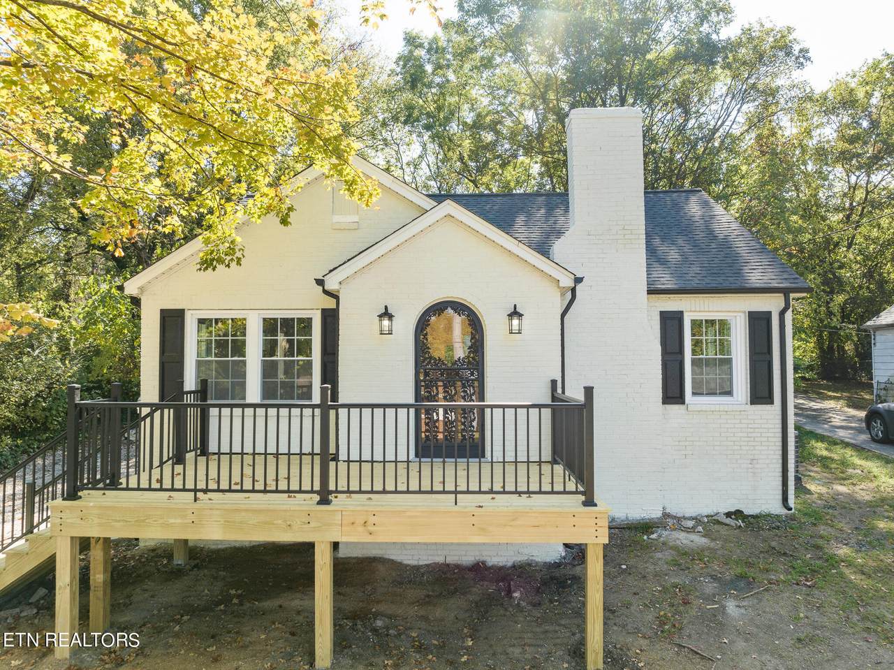 3512 Lilac Ave - Photo 1