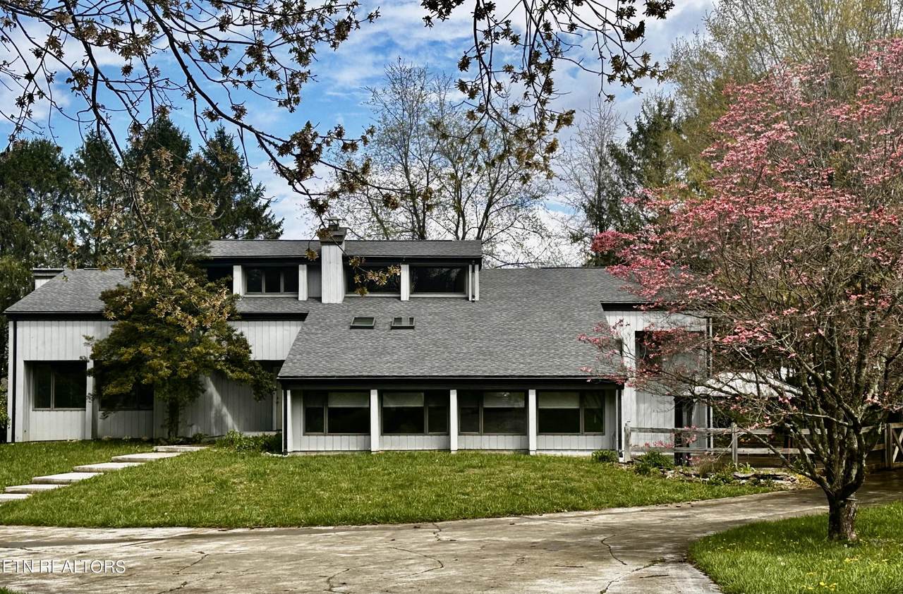 197 Yorkshire Drive - Photo 1