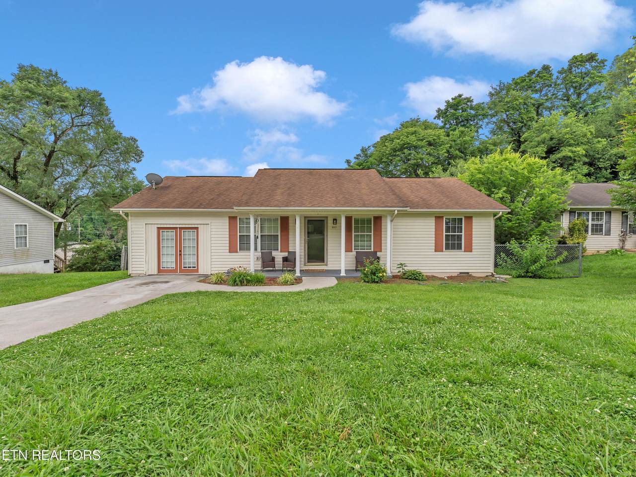1013 Pleasant Knoll Lane - Photo 1