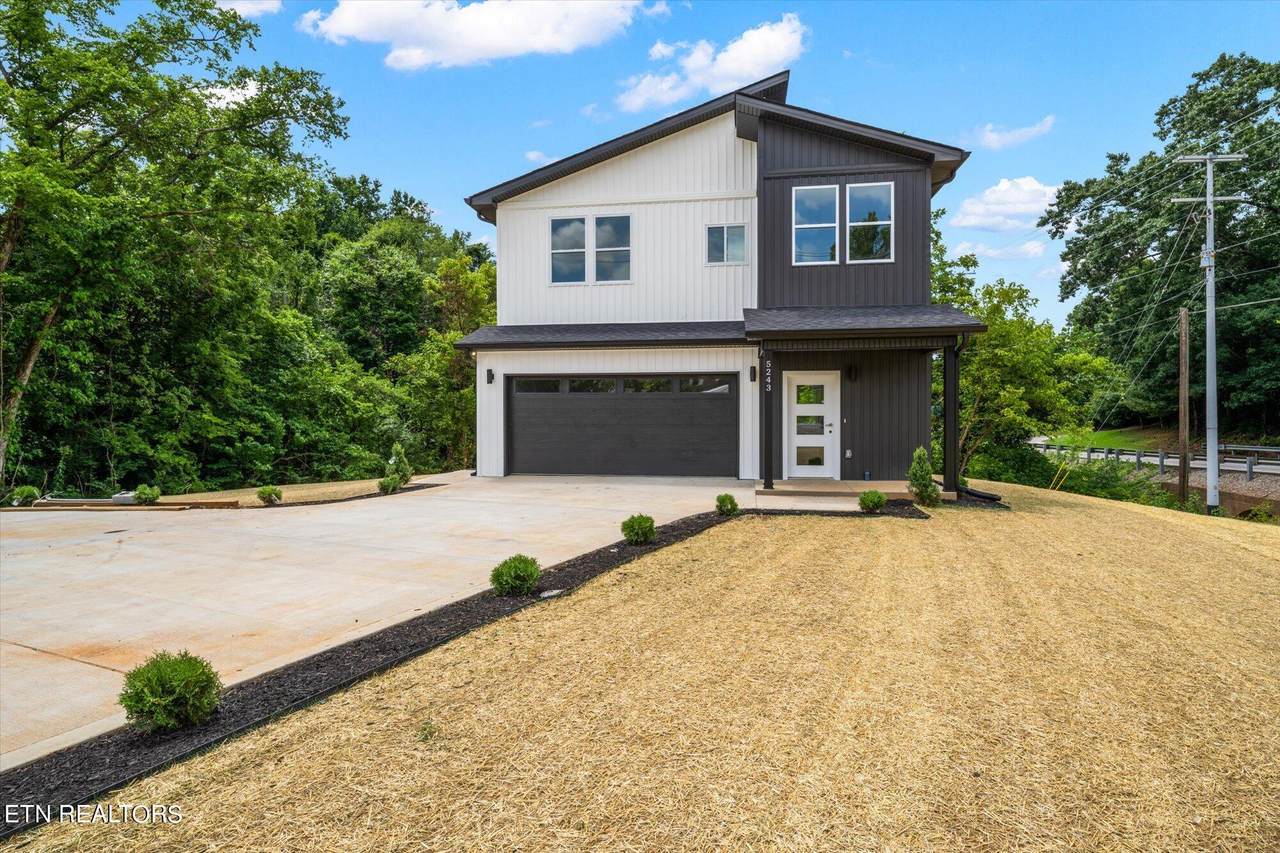 5243 Murphy Rd - Photo 1