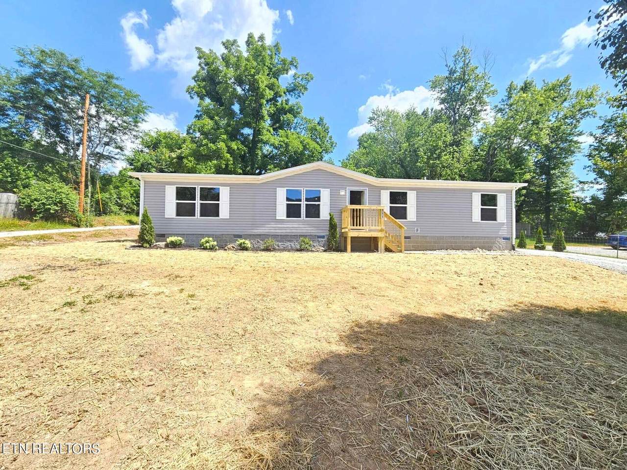 111 Haggard St - Photo 1
