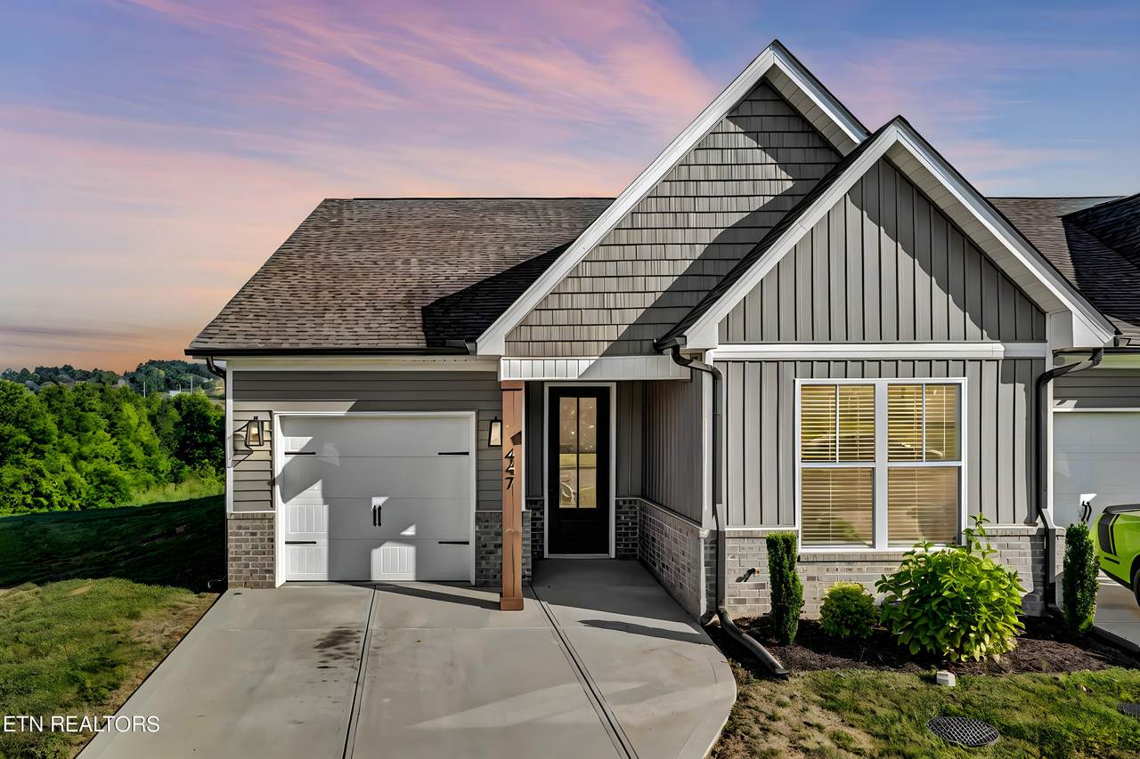 447 Toronto Lane - Photo 1