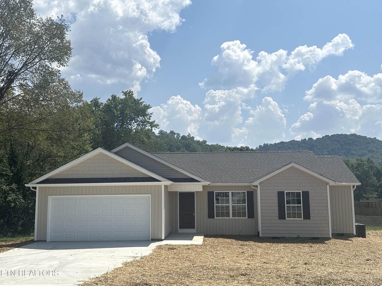 343 Green Acres Rd - Photo 1