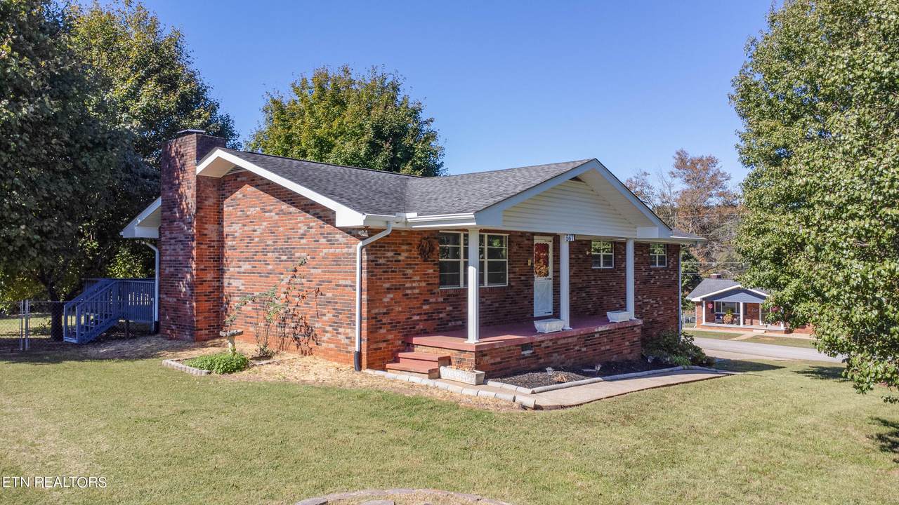 567 Academy Drive - Photo 1