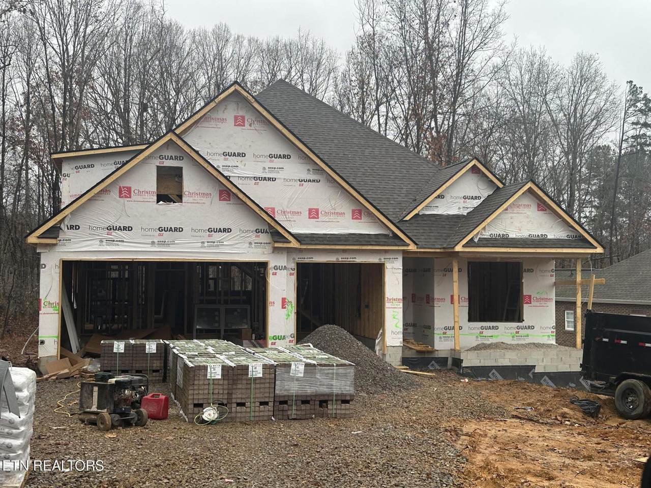 204 Erick Lane - Photo 1